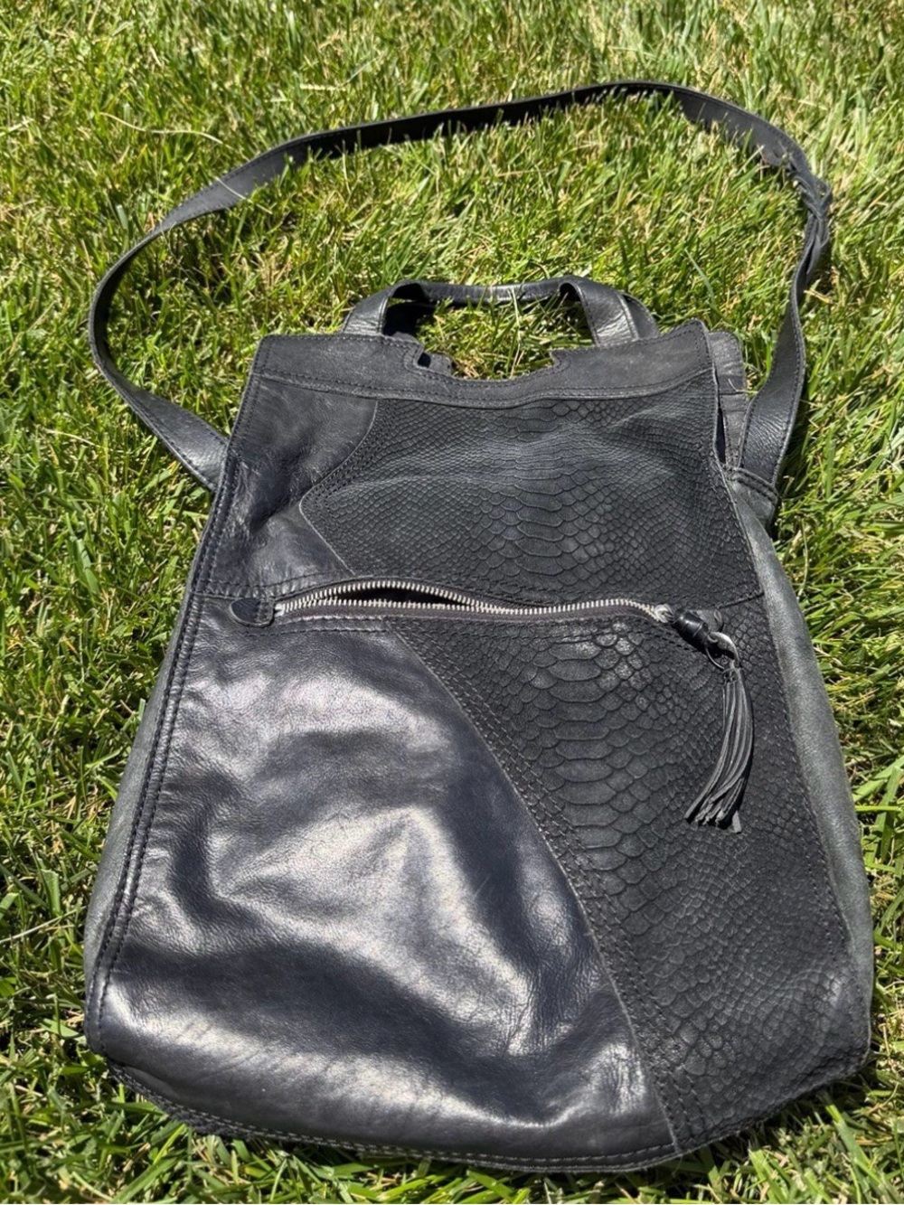 Vintage Y2K Lucky Brand black leather and suede purse handbag